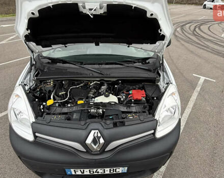 Білий Рено Кєнгу, об'ємом двигуна 1.5 л та пробігом 176 тис. км за 12200 $, фото 22 на Automoto.ua