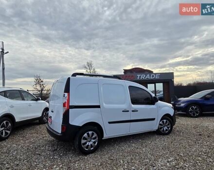 Белый Рено Кенгу, объемом двигателя 1.5 л и пробегом 199 тыс. км за 10450 $, фото 18 на Automoto.ua