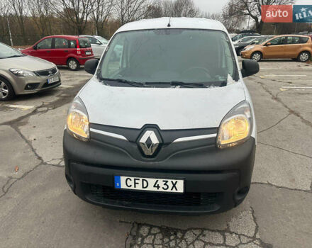 Белый Рено Кенгу, объемом двигателя 0 л и пробегом 69 тыс. км за 11111 $, фото 10 на Automoto.ua