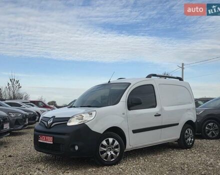 Белый Рено Кенгу, объемом двигателя 1.5 л и пробегом 199 тыс. км за 10450 $, фото 2 на Automoto.ua