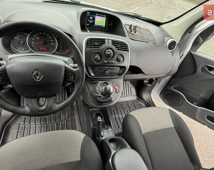 Білий Рено Кєнгу, об'ємом двигуна 1.5 л та пробігом 176 тис. км за 12200 $, фото 18 на Automoto.ua