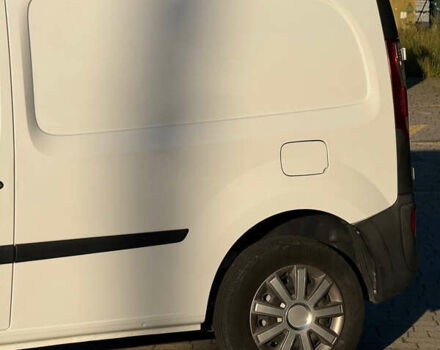 Белый Рено Кенгу, объемом двигателя 1.5 л и пробегом 193 тыс. км за 10999 $, фото 18 на Automoto.ua