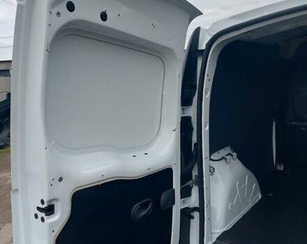 Белый Рено Кенгу, объемом двигателя 1.5 л и пробегом 187 тыс. км за 10900 $, фото 14 на Automoto.ua