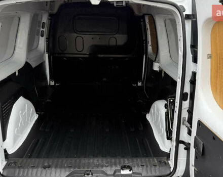 Білий Рено Кєнгу, об'ємом двигуна 1.5 л та пробігом 176 тис. км за 12200 $, фото 10 на Automoto.ua