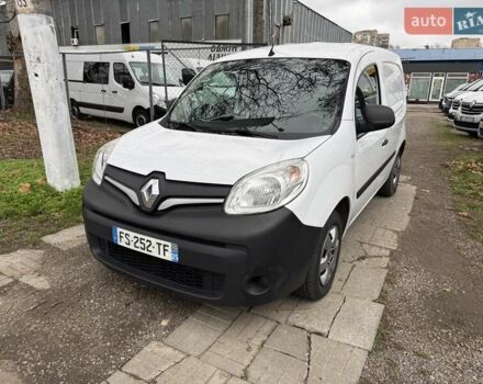 Белый Рено Кенгу, объемом двигателя 15 л и пробегом 195 тыс. км за 11500 $, фото 1 на Automoto.ua