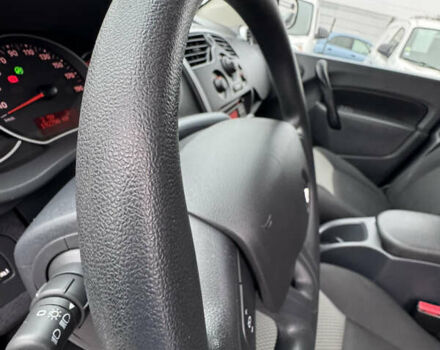 Белый Рено Кенгу, объемом двигателя 1.5 л и пробегом 192 тыс. км за 11700 $, фото 19 на Automoto.ua