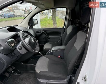 Белый Рено Кенгу, объемом двигателя 15 л и пробегом 195 тыс. км за 11500 $, фото 14 на Automoto.ua