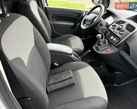 Белый Рено Кенгу, объемом двигателя 15 л и пробегом 195 тыс. км за 11500 $, фото 20 на Automoto.ua