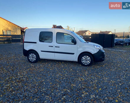 Белый Рено Кенгу, объемом двигателя 1.5 л и пробегом 187 тыс. км за 10499 $, фото 3 на Automoto.ua