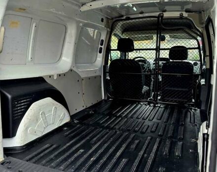 Білий Рено Кєнгу, об'ємом двигуна 1.5 л та пробігом 185 тис. км за 13600 $, фото 20 на Automoto.ua