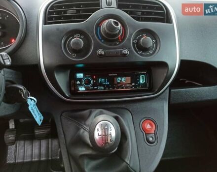 Белый Рено Кенгу, объемом двигателя 1.5 л и пробегом 158 тыс. км за 12590 $, фото 22 на Automoto.ua