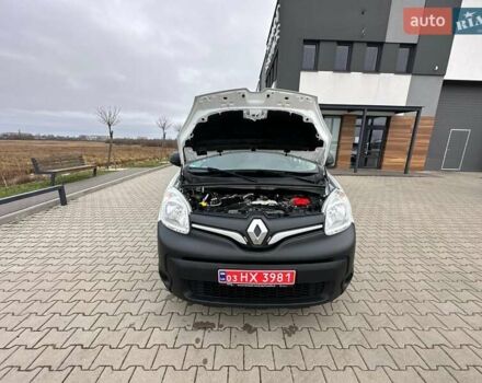 Білий Рено Кєнгу, об'ємом двигуна 1.5 л та пробігом 149 тис. км за 13390 $, фото 9 на Automoto.ua