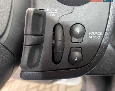 Белый Рено Кенгу, объемом двигателя 1.5 л и пробегом 166 тыс. км за 12250 $, фото 22 на Automoto.ua