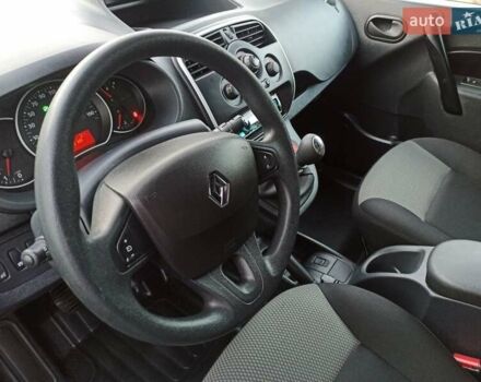 Белый Рено Кенгу, объемом двигателя 1.5 л и пробегом 158 тыс. км за 12590 $, фото 21 на Automoto.ua