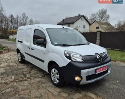 Белый Рено Кенгу, объемом двигателя 0 л и пробегом 32 тыс. км за 13990 $, фото 5 на Automoto.ua
