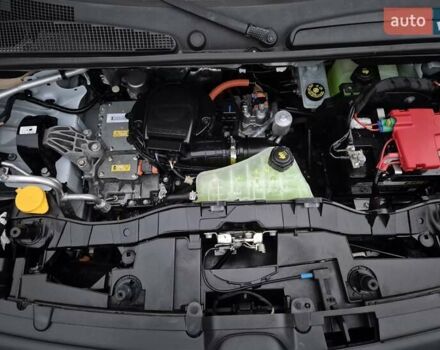 Белый Рено Кенгу, объемом двигателя 0 л и пробегом 32 тыс. км за 13990 $, фото 39 на Automoto.ua