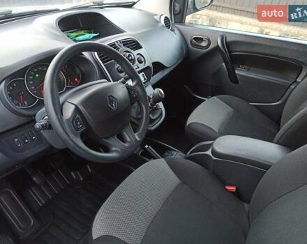 Белый Рено Кенгу, объемом двигателя 1.5 л и пробегом 158 тыс. км за 12590 $, фото 20 на Automoto.ua