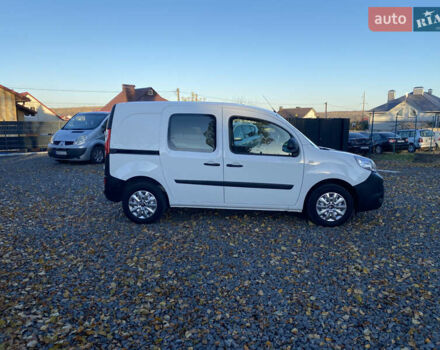 Белый Рено Кенгу, объемом двигателя 1.5 л и пробегом 187 тыс. км за 10499 $, фото 4 на Automoto.ua