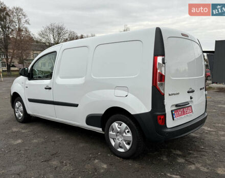 Білий Рено Кєнгу, об'ємом двигуна 0 л та пробігом 12 тис. км за 14000 $, фото 4 на Automoto.ua