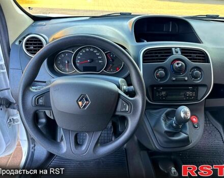 Рено Кенгу 2021 в Харькове на Automoto.ua Белый Рено Кенгу, объемом двигателя 1.5 л и пробегом 14 тыс. км за 13800 $, фото 7 на Automoto.ua