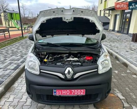 Білий Рено Кєнгу, об'ємом двигуна 1.5 л та пробігом 148 тис. км за 13397 $, фото 17 на Automoto.ua