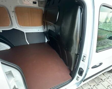 Білий Рено Кєнгу, об'ємом двигуна 1.5 л та пробігом 148 тис. км за 13397 $, фото 20 на Automoto.ua