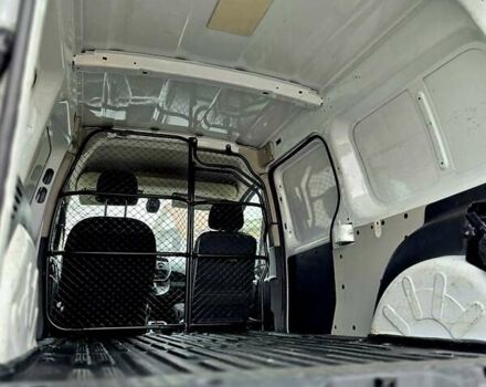 Білий Рено Кєнгу, об'ємом двигуна 1.5 л та пробігом 185 тис. км за 13600 $, фото 21 на Automoto.ua