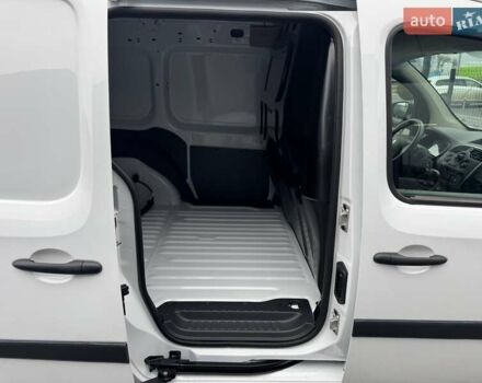 Белый Рено Кенгу, объемом двигателя 0 л и пробегом 4 тыс. км за 13700 $, фото 26 на Automoto.ua