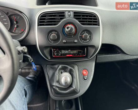 Білий Рено Кєнгу, об'ємом двигуна 1.46 л та пробігом 175 тис. км за 12600 $, фото 86 на Automoto.ua