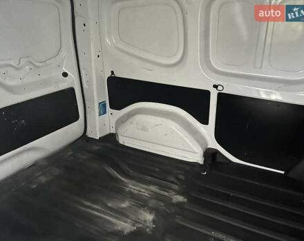 Рено Кєнгу 2022 у Калуше на Automoto.ua Білий Рено Кєнгу, об'ємом двигуна 1.5 л та пробігом 191 тис. км за 9850 $, фото 8 на Automoto.ua