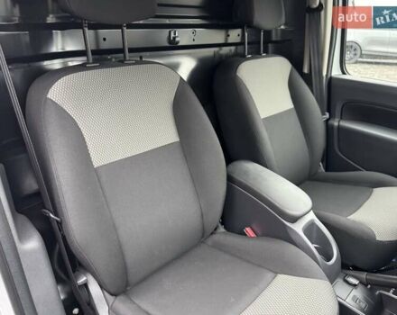 Белый Рено Кенгу, объемом двигателя 0 л и пробегом 4 тыс. км за 13700 $, фото 29 на Automoto.ua