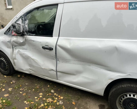 Рено Кєнгу 2022 у Калуше на Automoto.ua Білий Рено Кєнгу, об'ємом двигуна 1.5 л та пробігом 191 тис. км за 9850 $, фото 7 на Automoto.ua