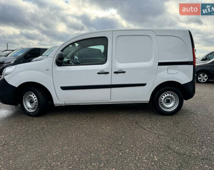 Білий Рено Кєнгу, об'ємом двигуна 1.46 л та пробігом 175 тис. км за 12600 $, фото 3 на Automoto.ua