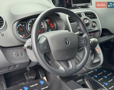 Белый Рено Кенгу, объемом двигателя 0 л и пробегом 4 тыс. км за 13700 $, фото 15 на Automoto.ua
