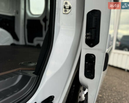 Білий Рено Кєнгу, об'ємом двигуна 1.46 л та пробігом 175 тис. км за 12600 $, фото 37 на Automoto.ua