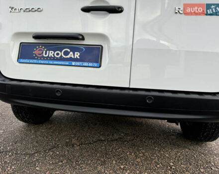 Білий Рено Кєнгу, об'ємом двигуна 1.46 л та пробігом 175 тис. км за 12600 $, фото 26 на Automoto.ua