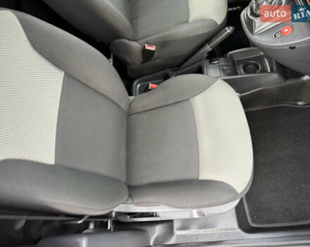 Білий Рено Кєнгу, об'ємом двигуна 1.46 л та пробігом 175 тис. км за 12600 $, фото 62 на Automoto.ua