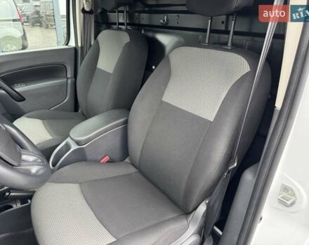 Белый Рено Кенгу, объемом двигателя 0 л и пробегом 4 тыс. км за 13700 $, фото 18 на Automoto.ua