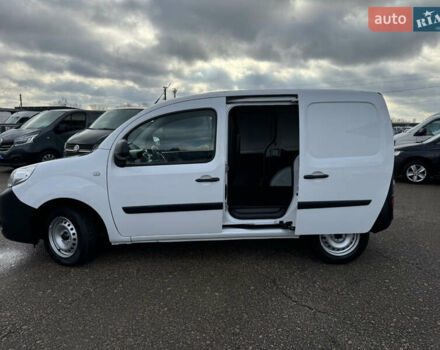 Білий Рено Кєнгу, об'ємом двигуна 1.46 л та пробігом 175 тис. км за 12600 $, фото 33 на Automoto.ua