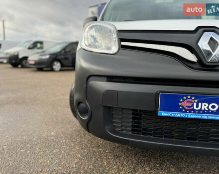 Білий Рено Кєнгу, об'ємом двигуна 1.46 л та пробігом 175 тис. км за 12600 $, фото 16 на Automoto.ua
