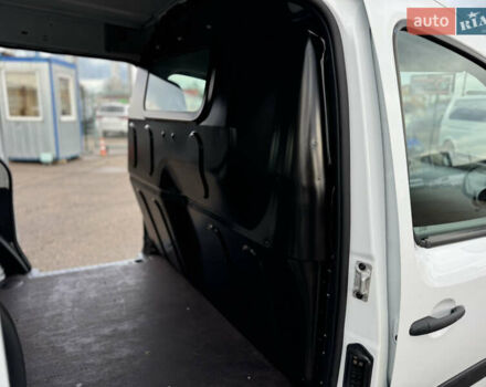 Білий Рено Кєнгу, об'ємом двигуна 1.46 л та пробігом 175 тис. км за 12600 $, фото 45 на Automoto.ua