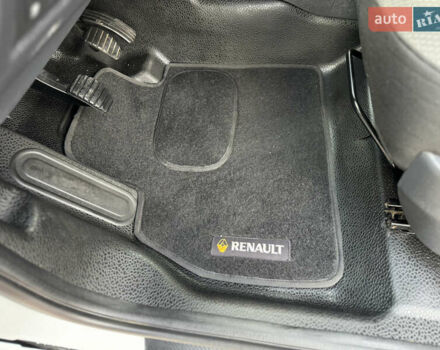 Білий Рено Кєнгу, об'ємом двигуна 1.46 л та пробігом 175 тис. км за 12600 $, фото 80 на Automoto.ua