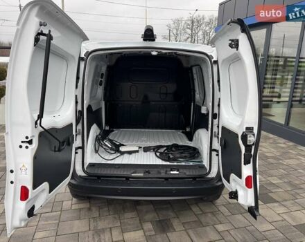 Белый Рено Кенгу, объемом двигателя 0 л и пробегом 4 тыс. км за 13700 $, фото 25 на Automoto.ua