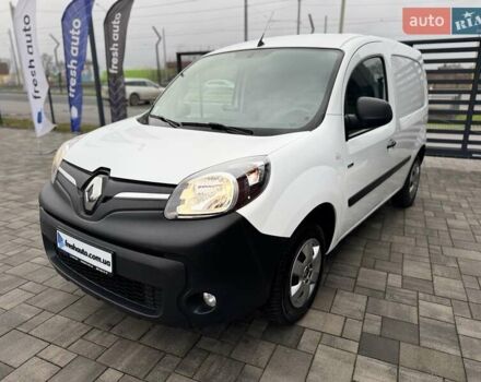 Белый Рено Кенгу, объемом двигателя 0 л и пробегом 4 тыс. км за 13700 $, фото 7 на Automoto.ua