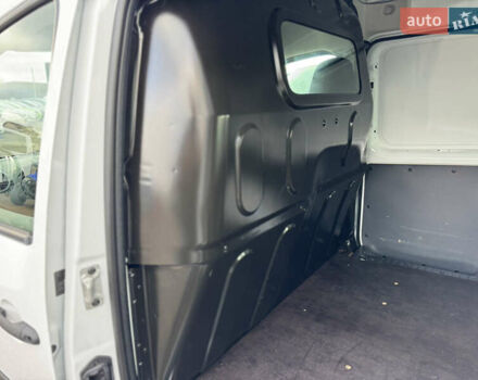 Білий Рено Кєнгу, об'ємом двигуна 1.46 л та пробігом 175 тис. км за 12600 $, фото 41 на Automoto.ua