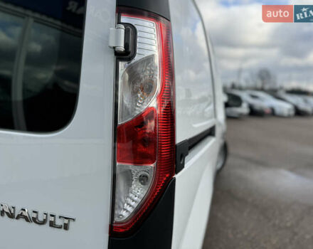 Білий Рено Кєнгу, об'ємом двигуна 1.46 л та пробігом 175 тис. км за 12600 $, фото 24 на Automoto.ua