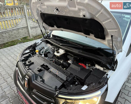 Белый Рено Кенгу, объемом двигателя 0 л и пробегом 2 тыс. км за 15300 $, фото 13 на Automoto.ua