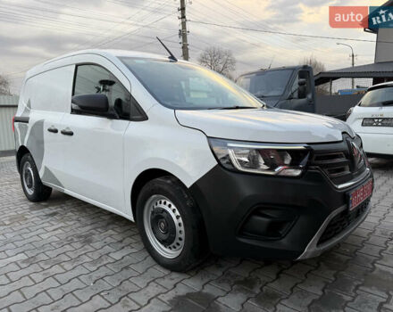 Белый Рено Кенгу, объемом двигателя 0 л и пробегом 2 тыс. км за 15300 $, фото 4 на Automoto.ua