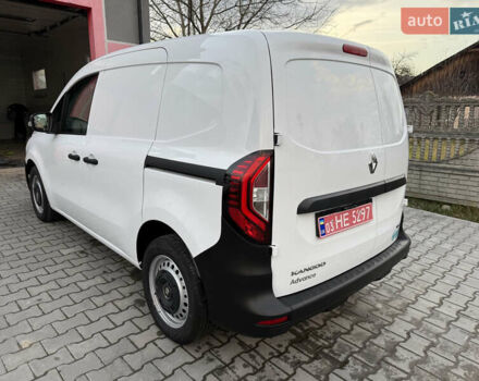 Белый Рено Кенгу, объемом двигателя 0 л и пробегом 2 тыс. км за 15300 $, фото 8 на Automoto.ua