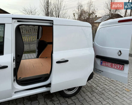 Белый Рено Кенгу, объемом двигателя 0 л и пробегом 2 тыс. км за 15300 $, фото 12 на Automoto.ua